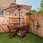 Guestready - Charming Stay With Garden In London